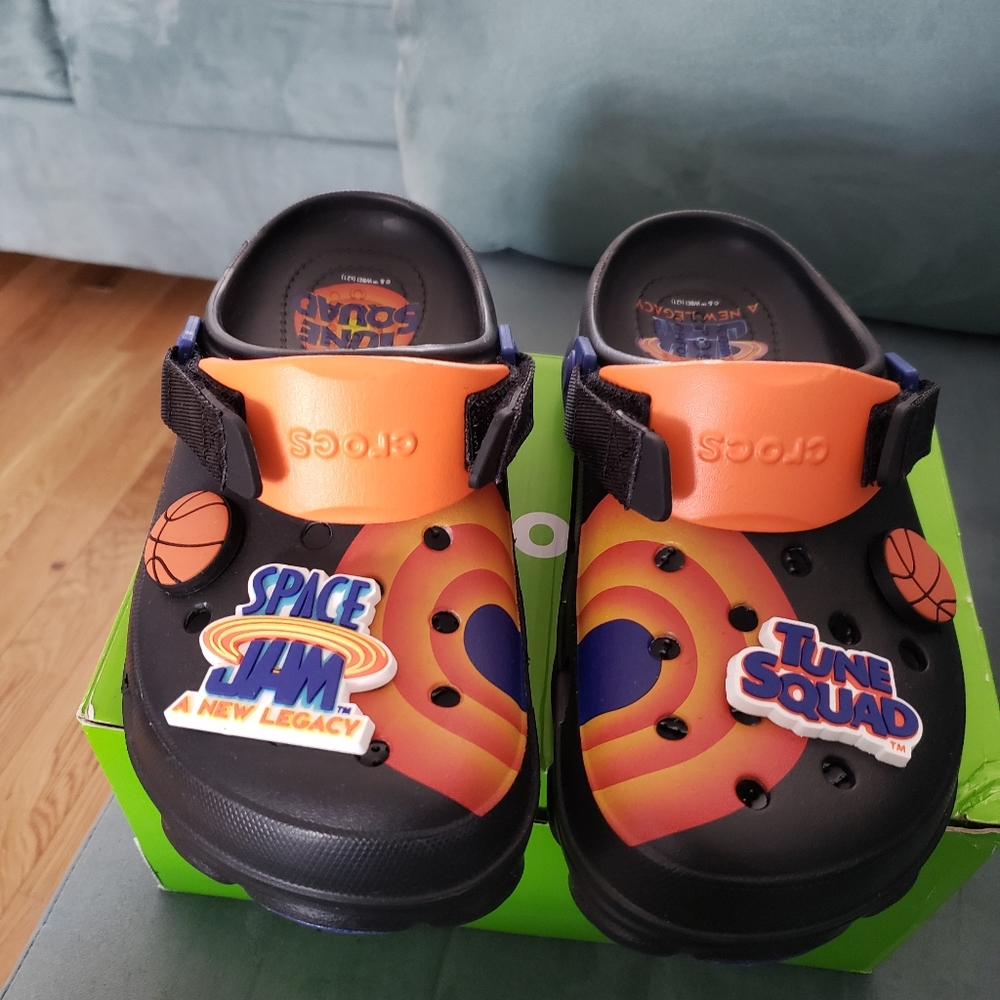 Crocs
